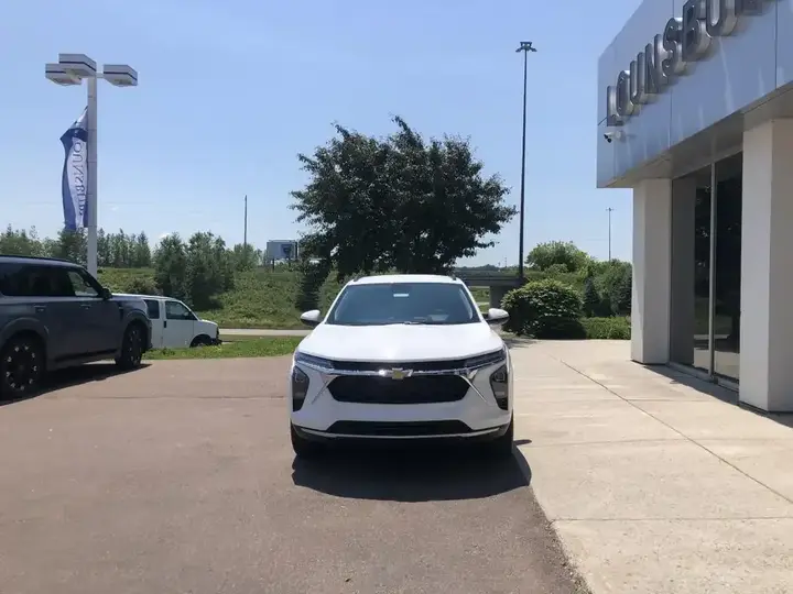 Chevrolet Trax 2026 photo 3