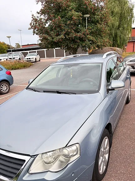 Volkswagen Passat 2010 photo 2