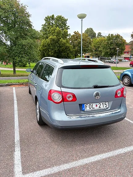 Volkswagen Passat 2010 photo 3