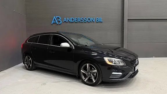 Volvo V60 2015 photo 2