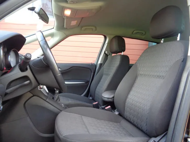 Opel Zafira 2014 photo 2