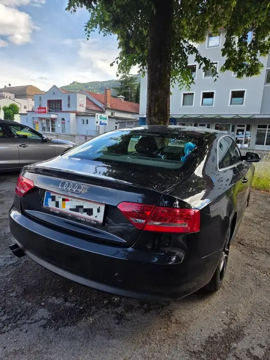 Audi A5 2009 photo 2