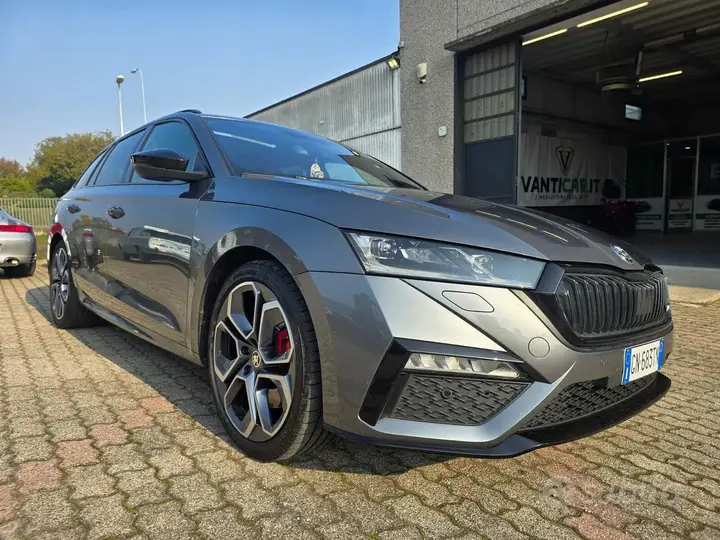 Skoda Octavia Rs 2023 photo 3