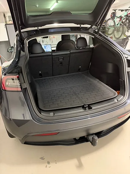 Tesla Model Y 2021 photo 2