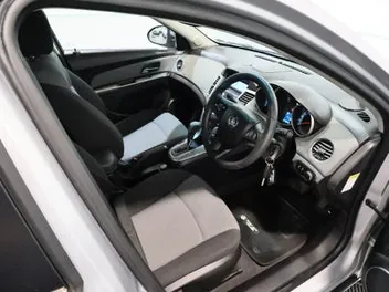 Holden Cruze 2009 photo 4