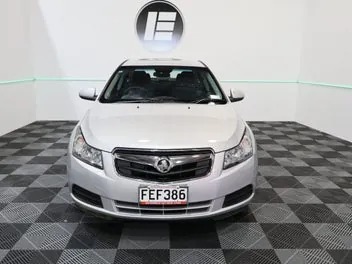 Holden Cruze 2009 photo 3