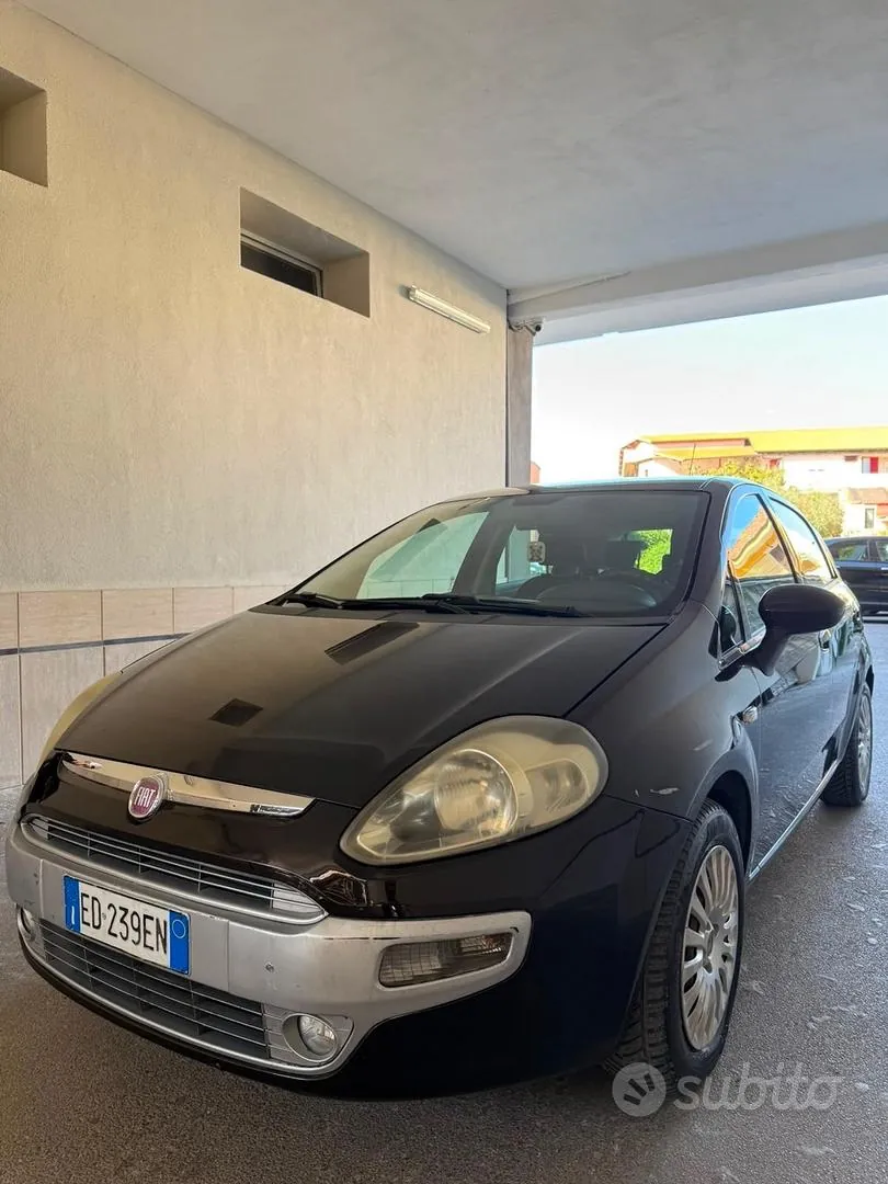 Fiat Punto 2010 photo 3