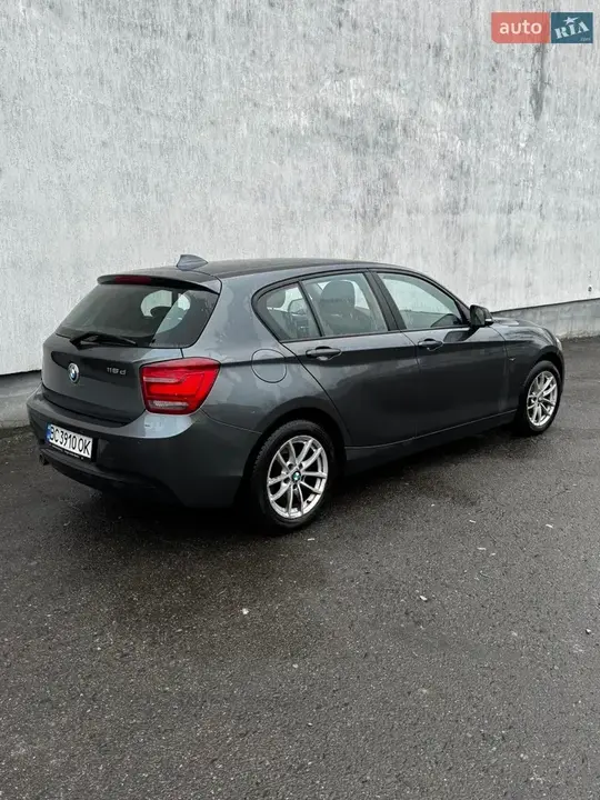 BMW 1 Series 2014 photo 2