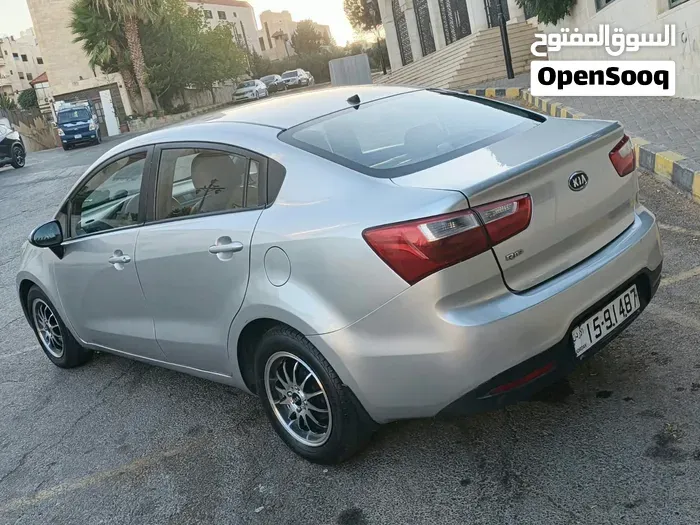 Kia Rio 2012 photo 3