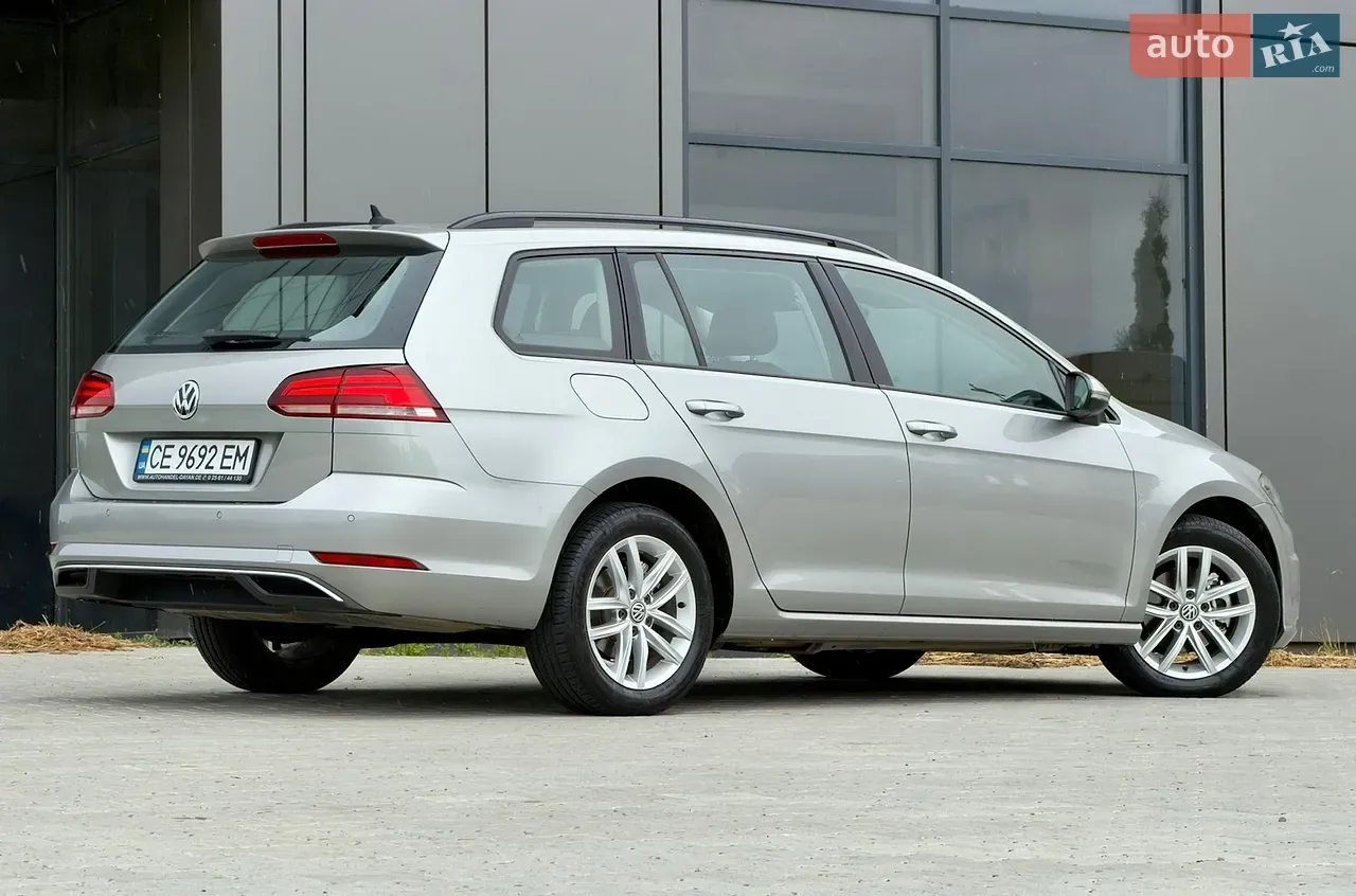 Volkswagen Golf 2017 photo 2