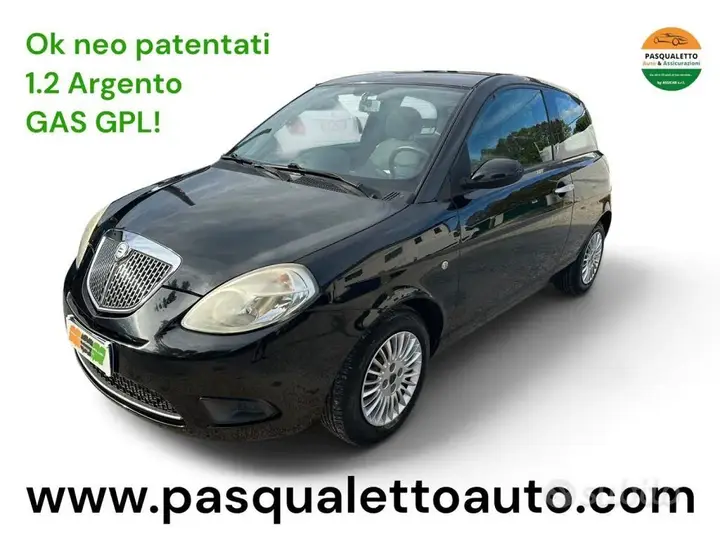 Lancia Ypsilon