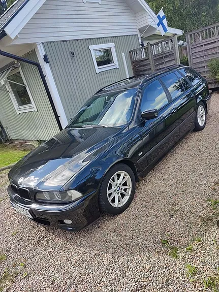 BMW 530I 2002 photo 2