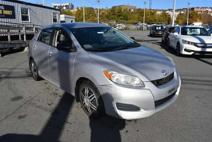 Toyota Matrix 2012 photo 5
