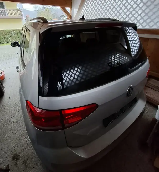 Volkswagen Touran 2016 photo 3