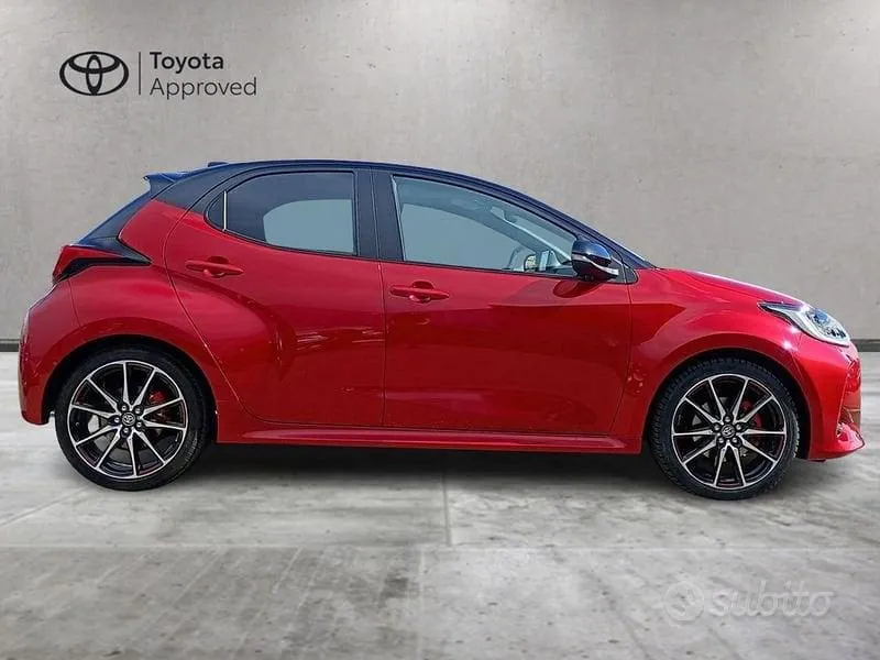 Toyota Yaris 2023 photo 4
