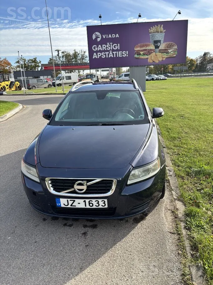 Volvo V50