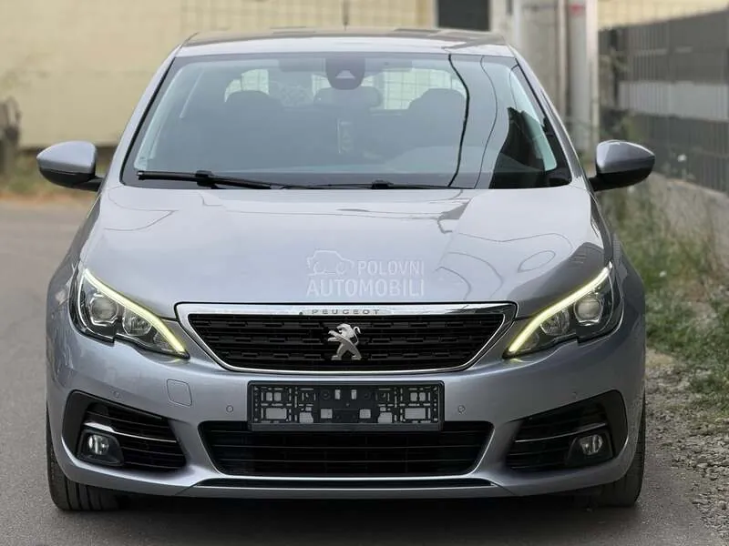 Peugeot 308 2019 photo 5