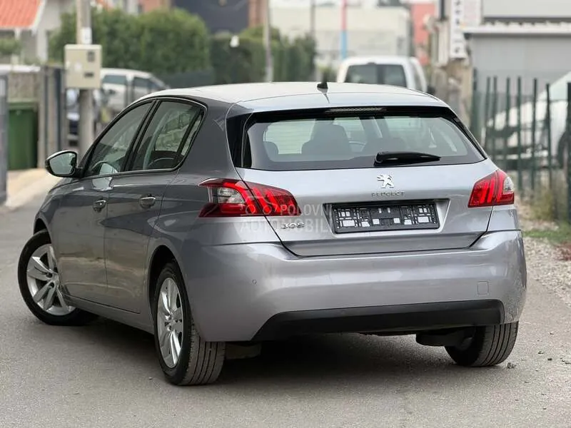 Peugeot 308 2019 photo 2