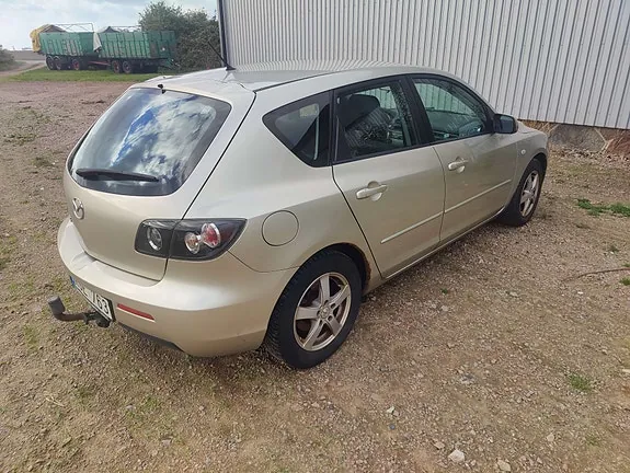 Mazda 3 2007 photo 3
