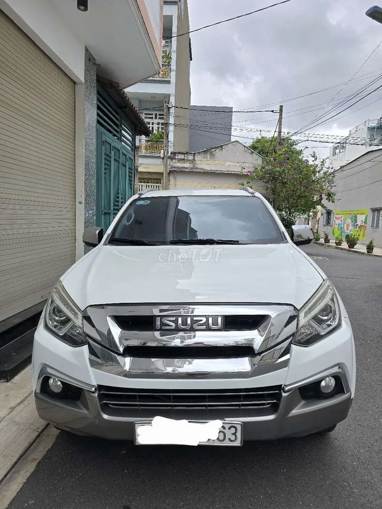 Isuzu Mu-X