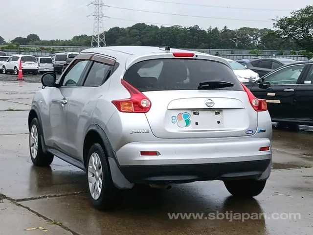 Nissan Juke 2011 photo 5