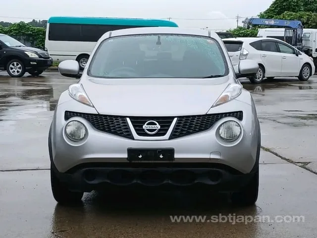 Nissan Juke 2011 photo 2