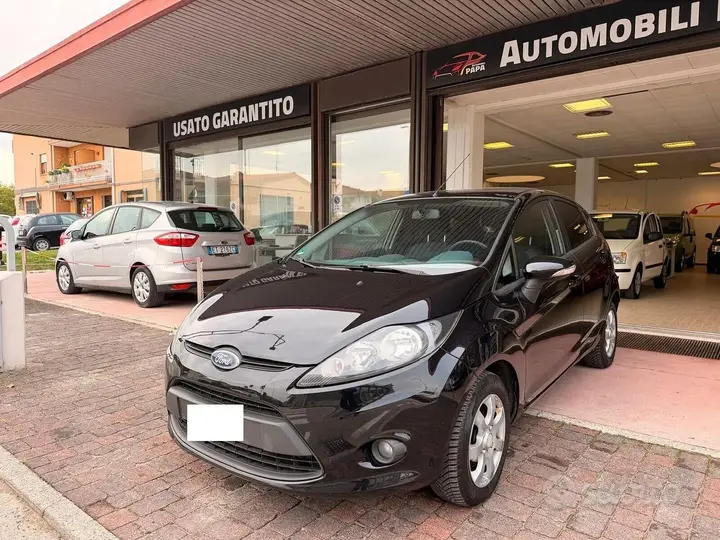 Ford Fiesta 2010 photo 3