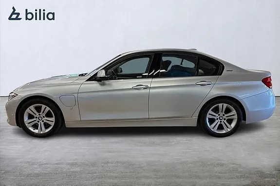 BMW 330E 2018 photo 3