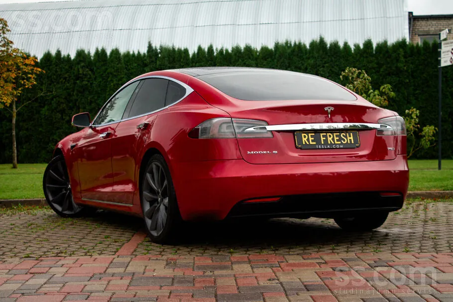 Tesla Model S 2017 photo 5