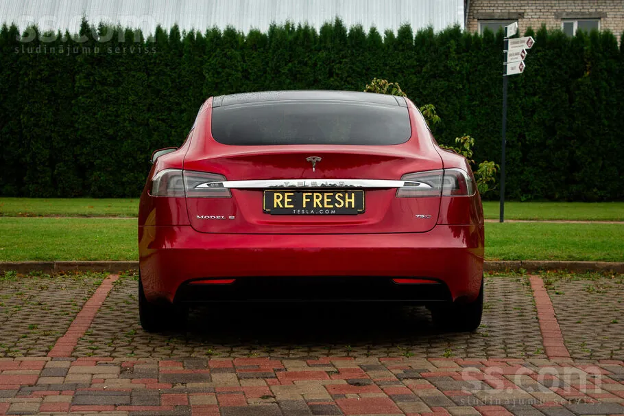 Tesla Model S 2017 photo 4