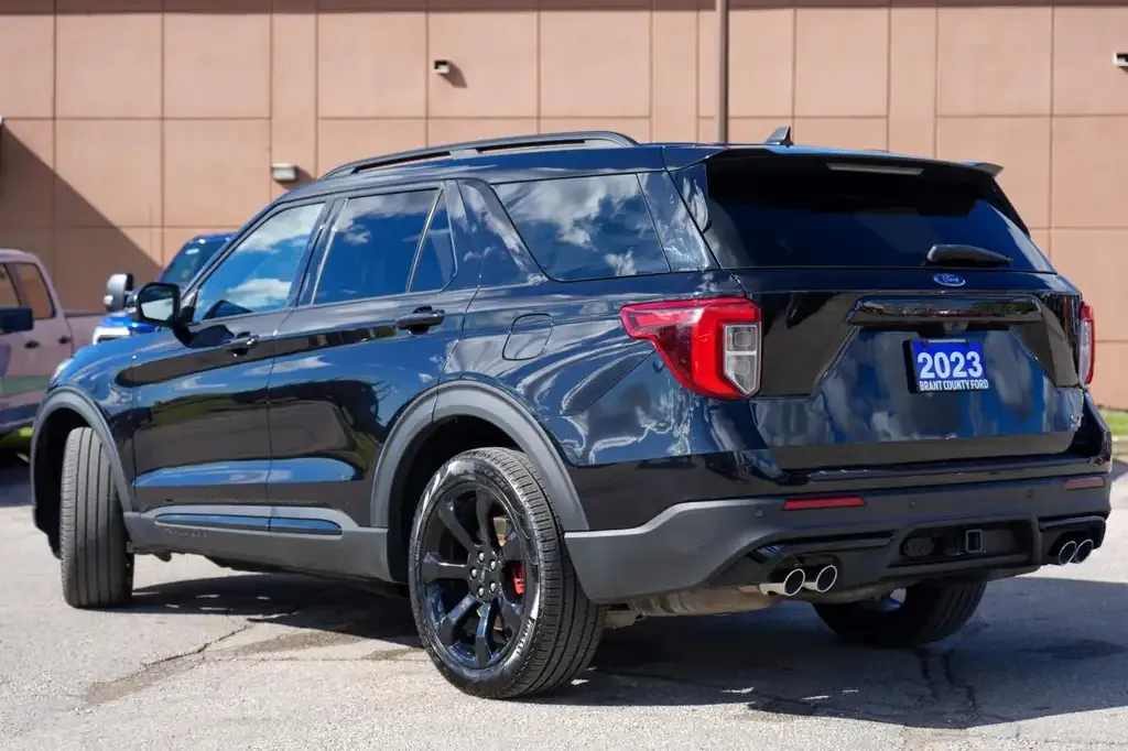 Ford Explorer 2023 photo 5