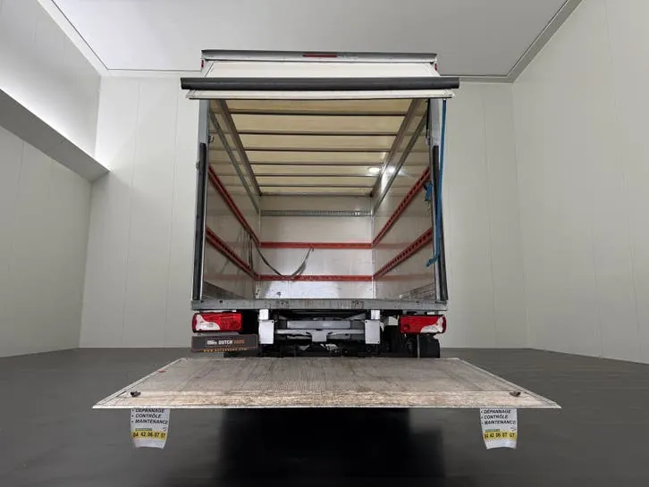 Mercedes-Benz Sprinter 2023 photo 3