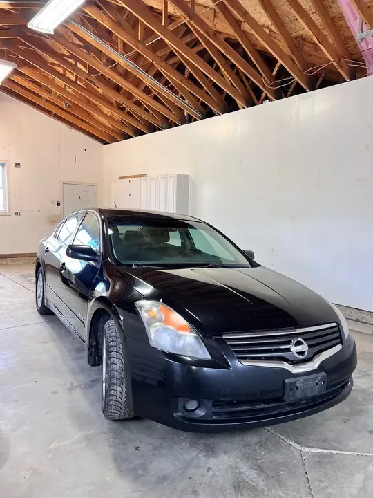 Nissan Altima 2009 photo 2