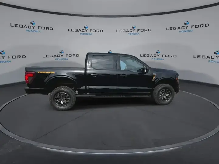 Ford F-150 2026 photo 2