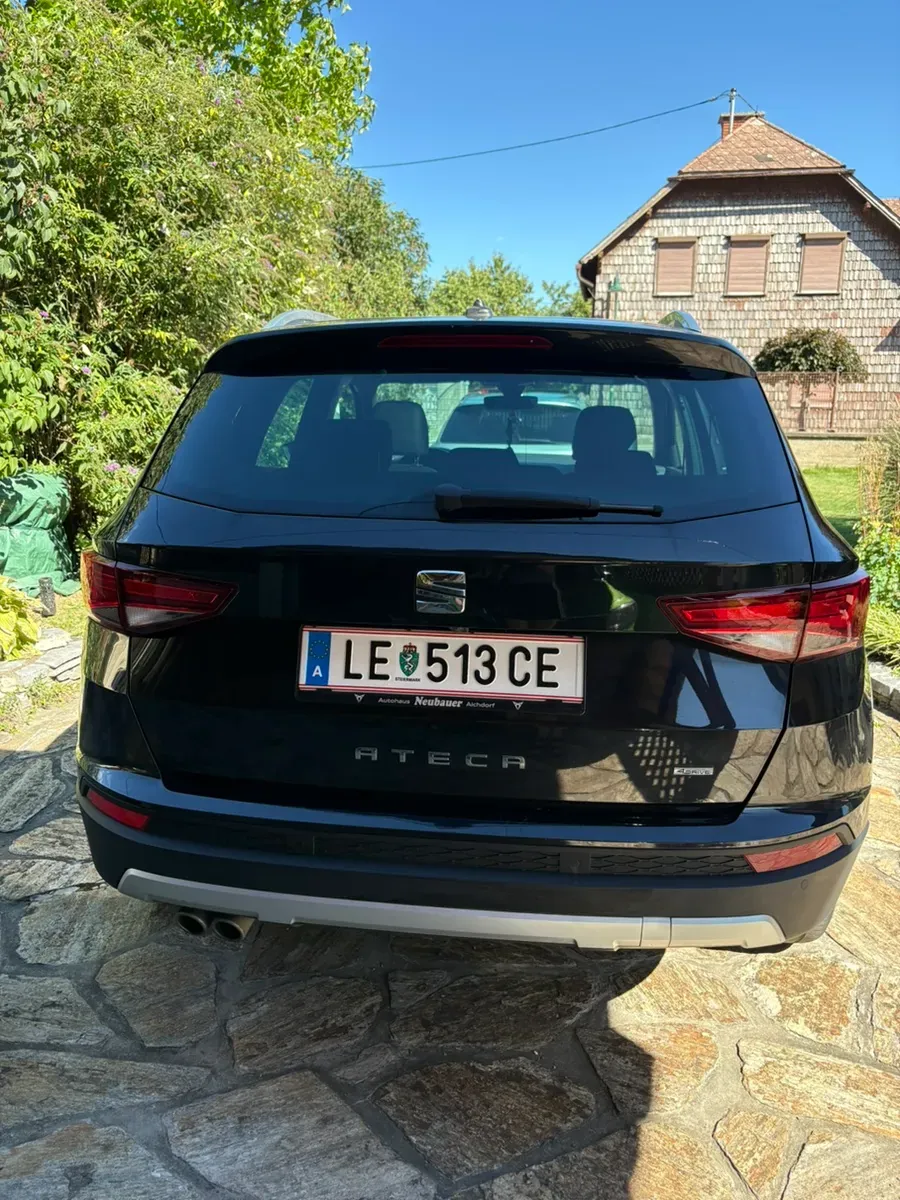 Seat Ateca 2016 photo 2