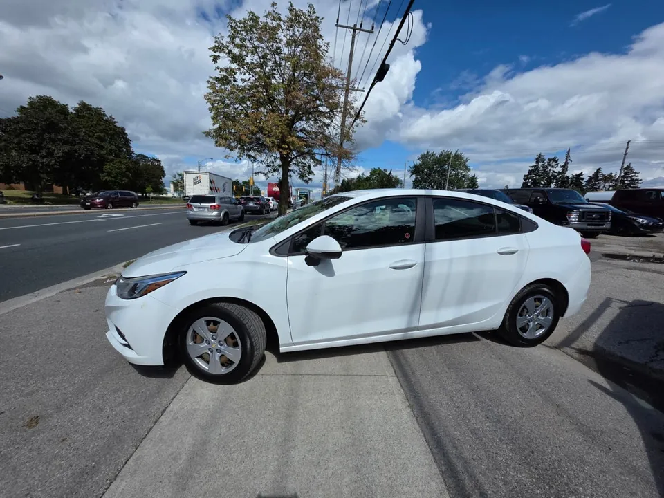 Chevrolet Cruze 2016 photo 2