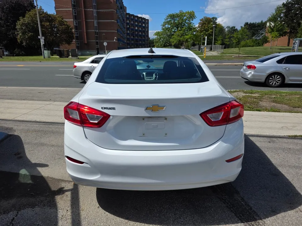 Chevrolet Cruze 2016 photo 3