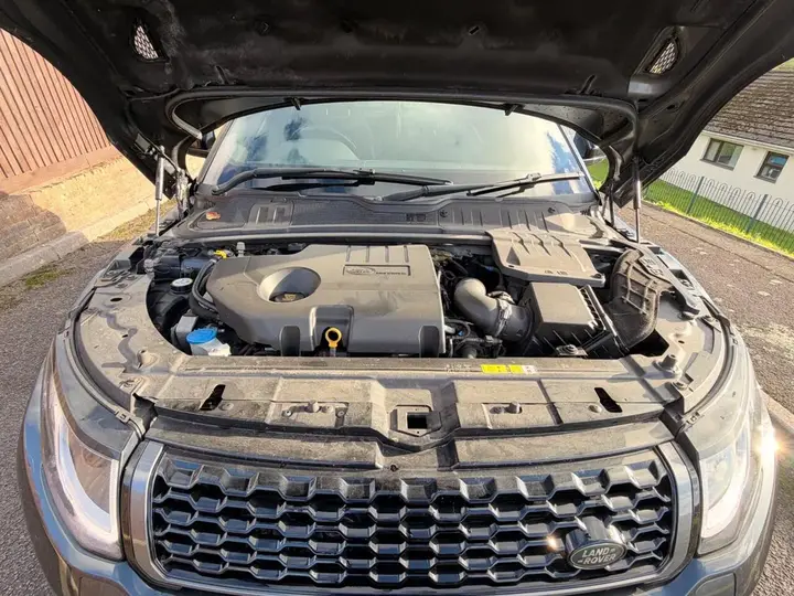 Land Rover Range Rover Evoque 2018 photo 2