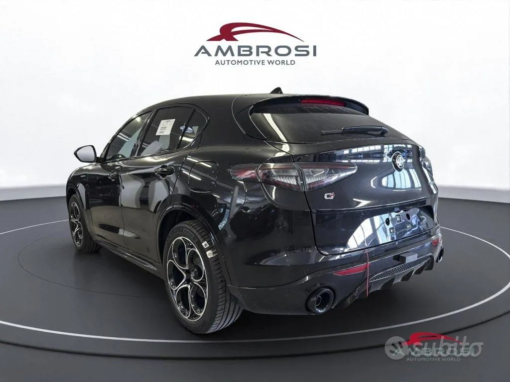 Alfa Romeo Stelvio 2026 photo 4