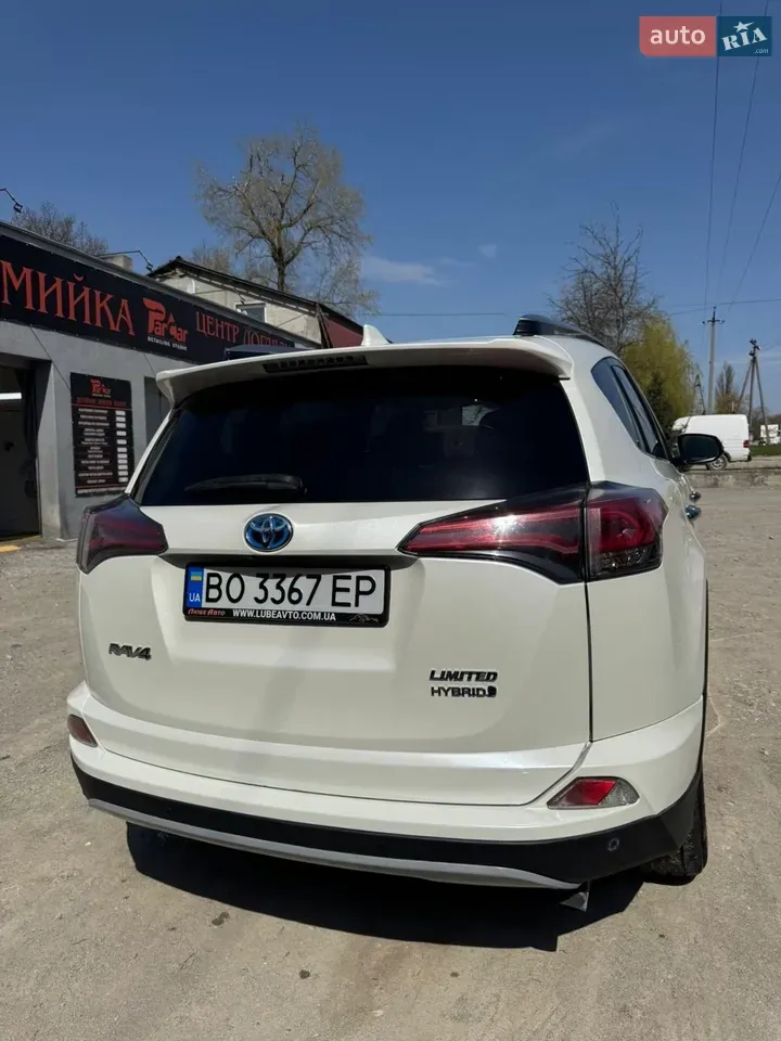 Toyota Rav4 2018 photo 5