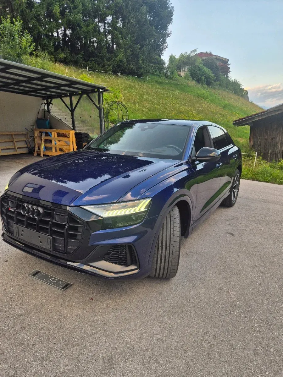 Audi Sq8
