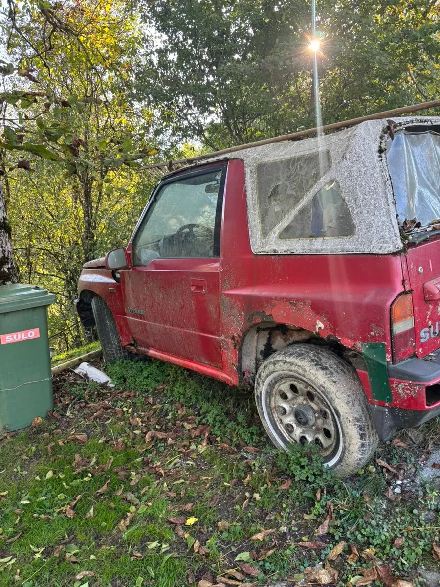 Suzuki Vitara 1985 photo 2