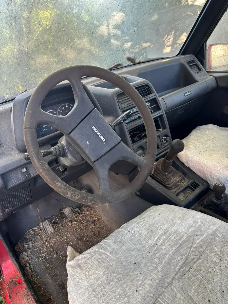 Suzuki Vitara 1985 photo 3