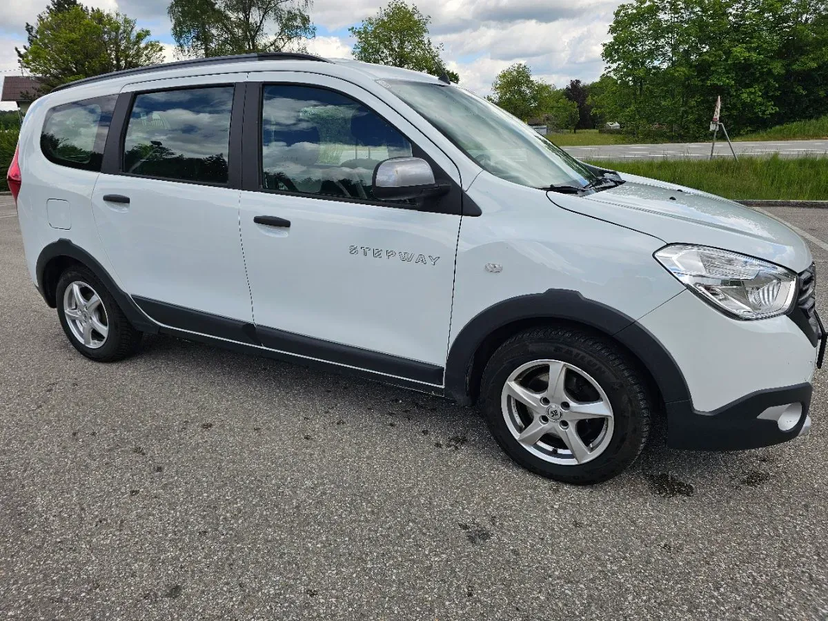 Dacia Lodgy 2021 photo 3