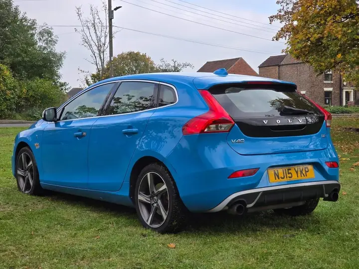Volvo V40 2015 photo 5
