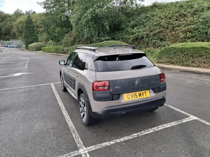 Citroen C4 Cactus 2015 photo 2