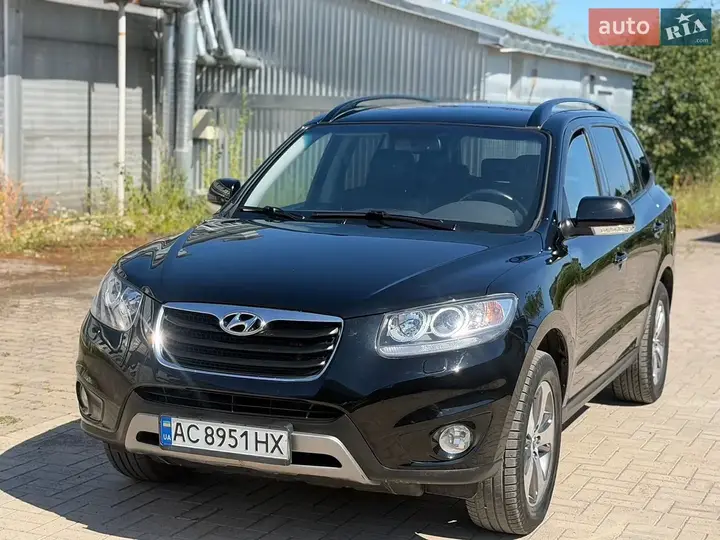 Hyundai Santa Fe 2011 photo 3