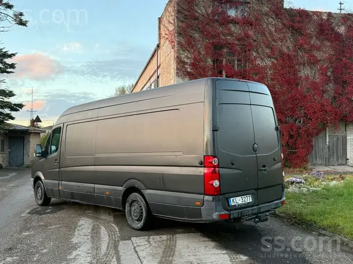 Volkswagen Crafter 2010 photo 5