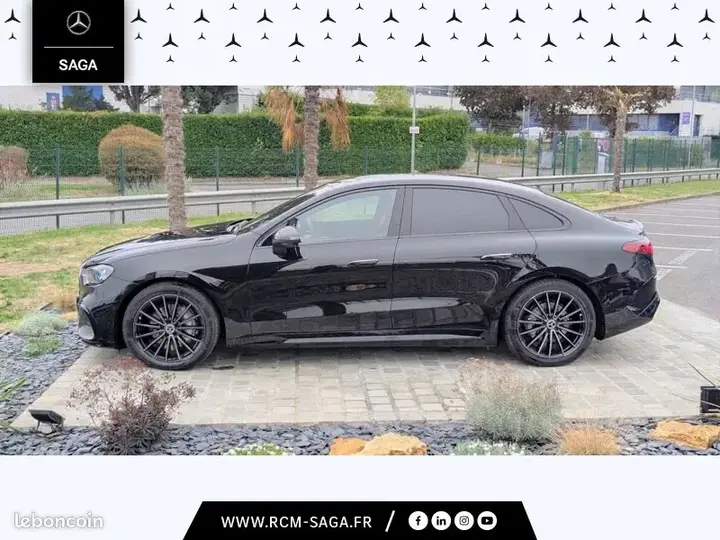 Mercedes-Benz C-Class 2026 photo 2