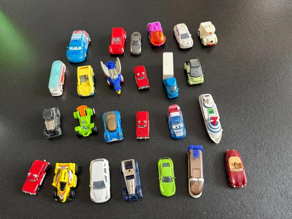 Mini Spielzeugautos